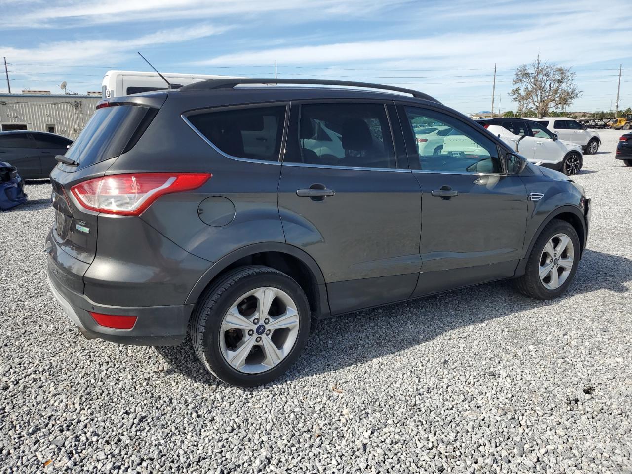 VIN 1FMCU0GXXFUA64533 2015 FORD ESCAPE no.3