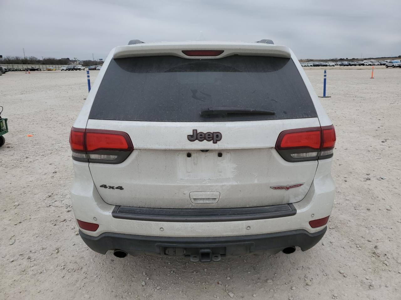 2017 Jeep Grand Cherokee - Image 6