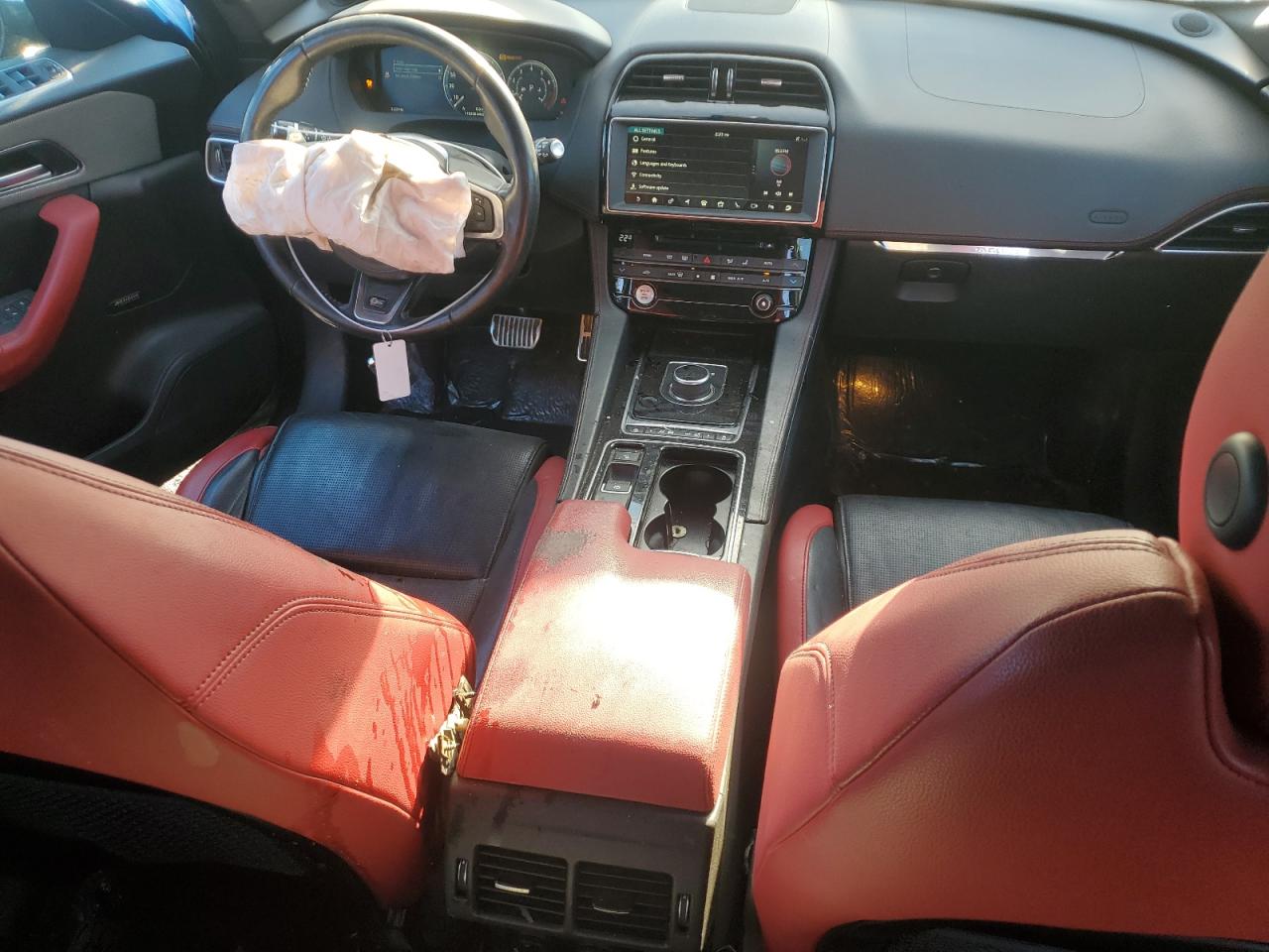 2018 Jaguar F-Pace - Image 8