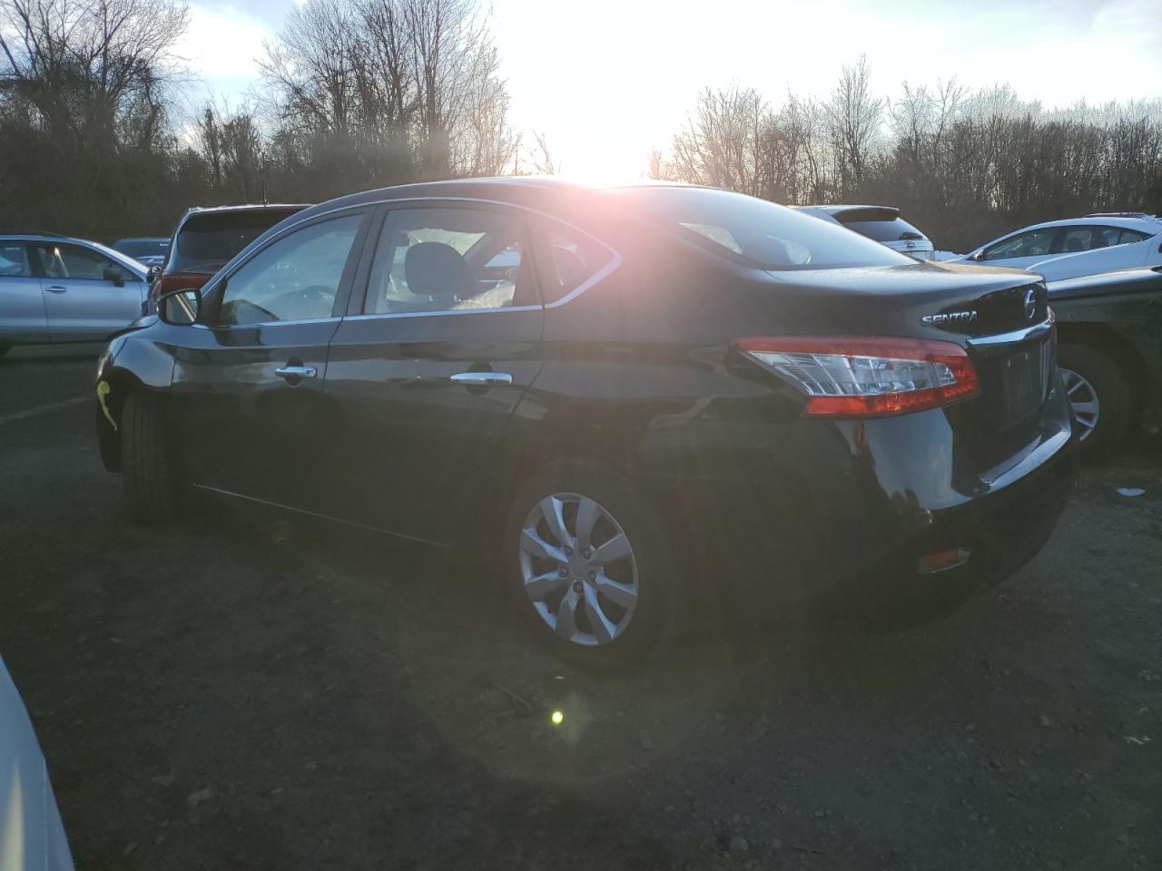 2014 Nissan Sentra - Image 2
