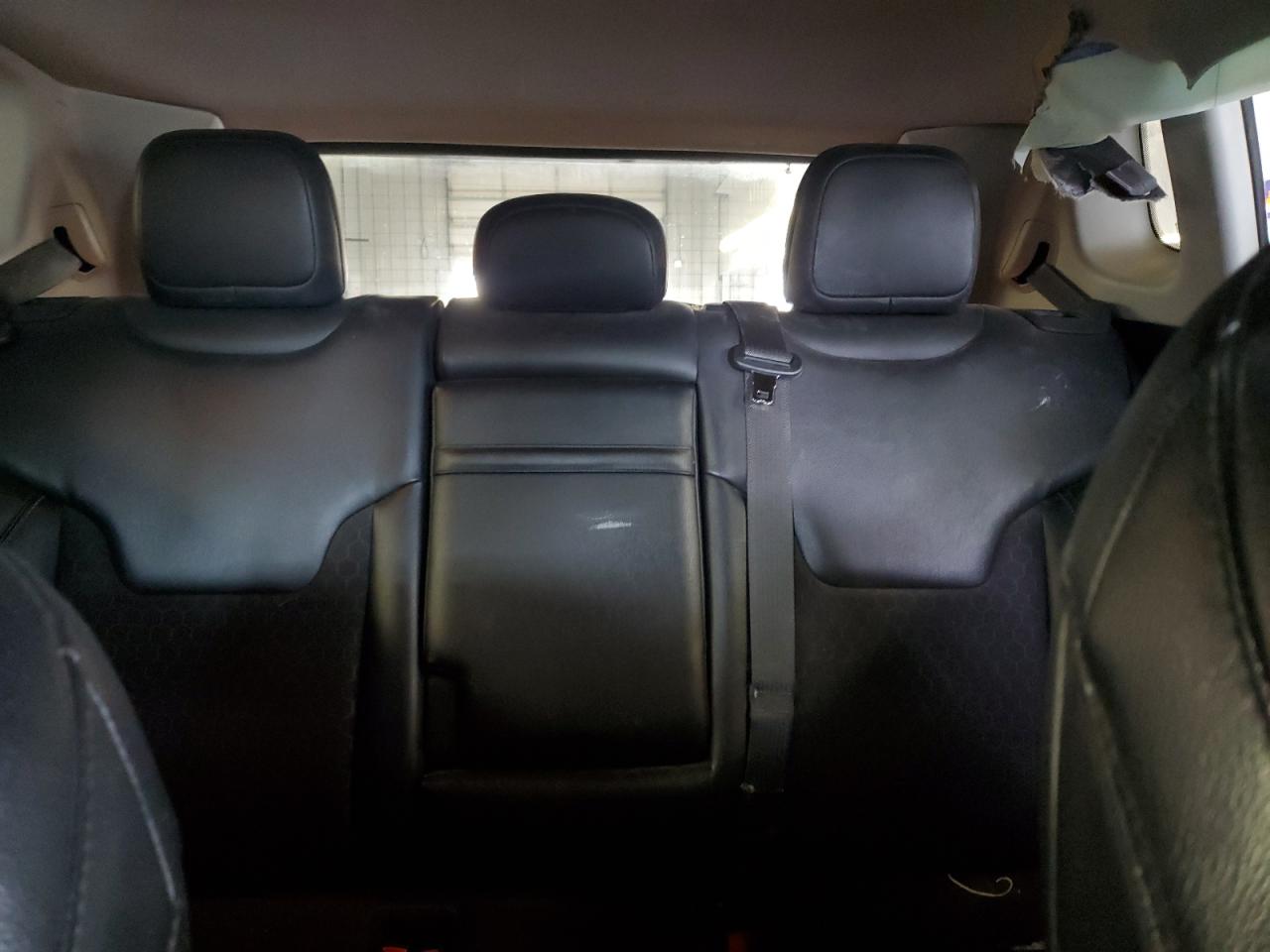2018 Jeep Compass - Image 10