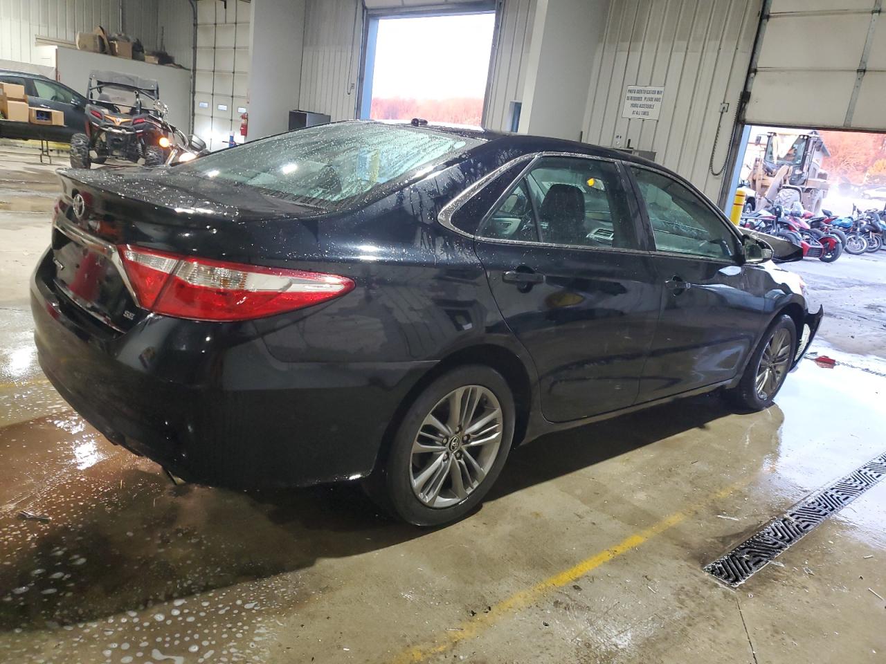 2015 Toyota Camry - Image 3