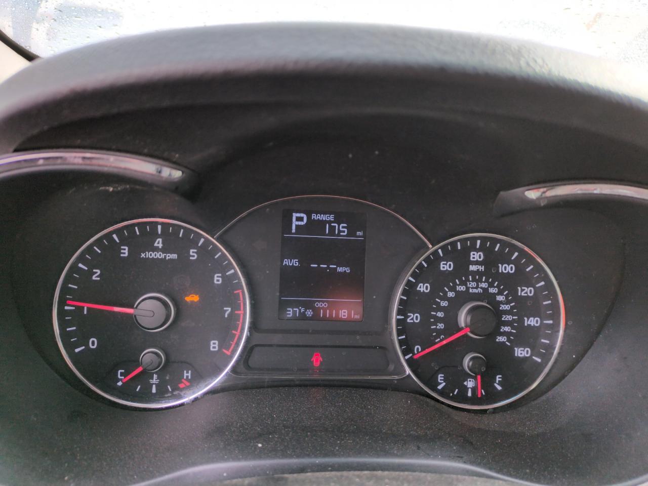 2018 Kia Forte - Image 9