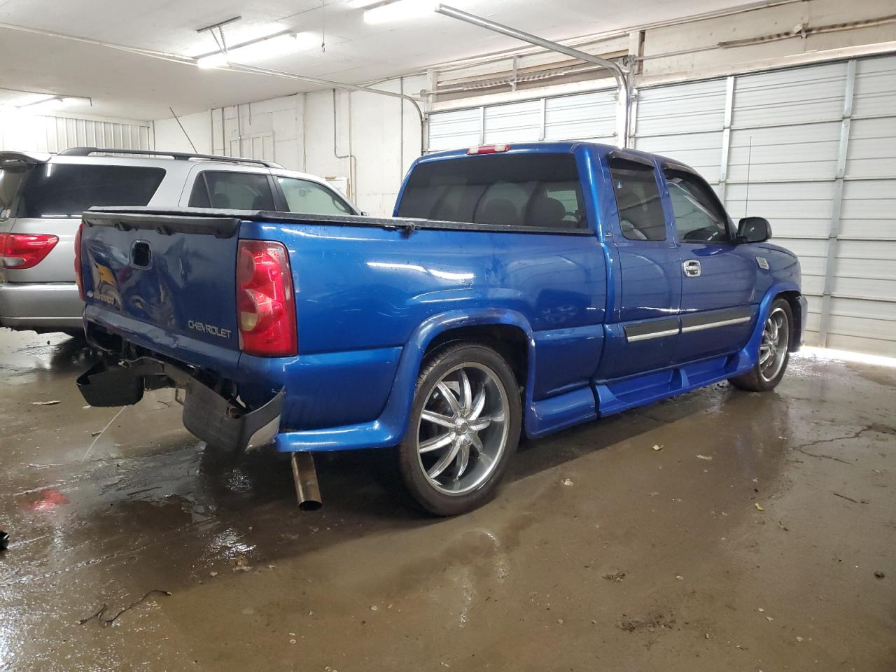 2003 Chevrolet Silverado - Image 3