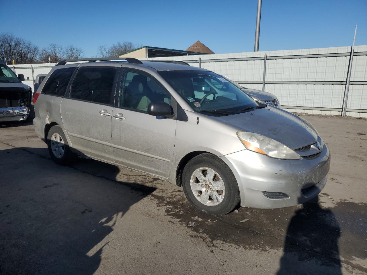 2007 Toyota Sienna - Image 4