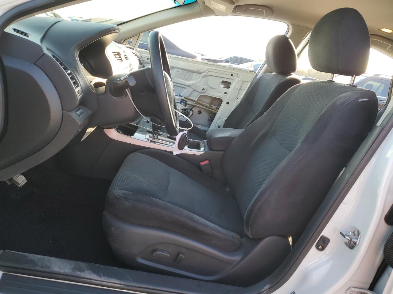 2014 Nissan Altima - Image 7