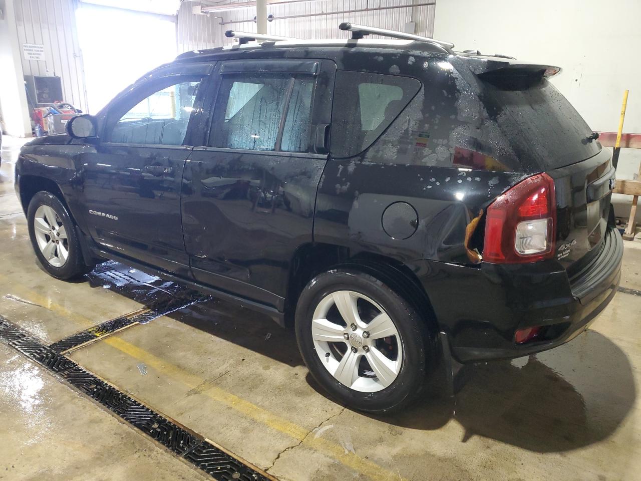 2016 Jeep Compass - Image 2