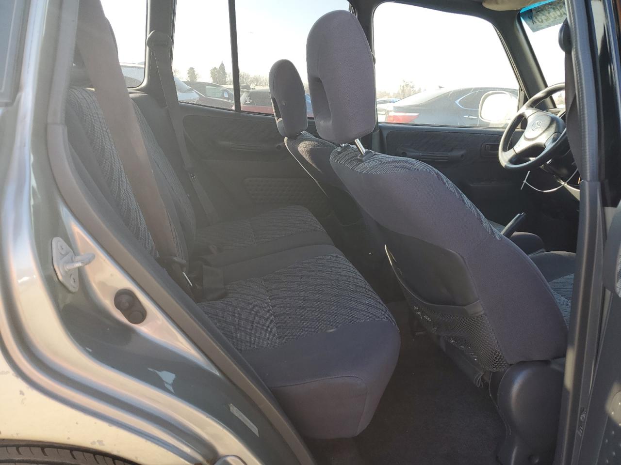 1999 Toyota RAV 4 - Image 11