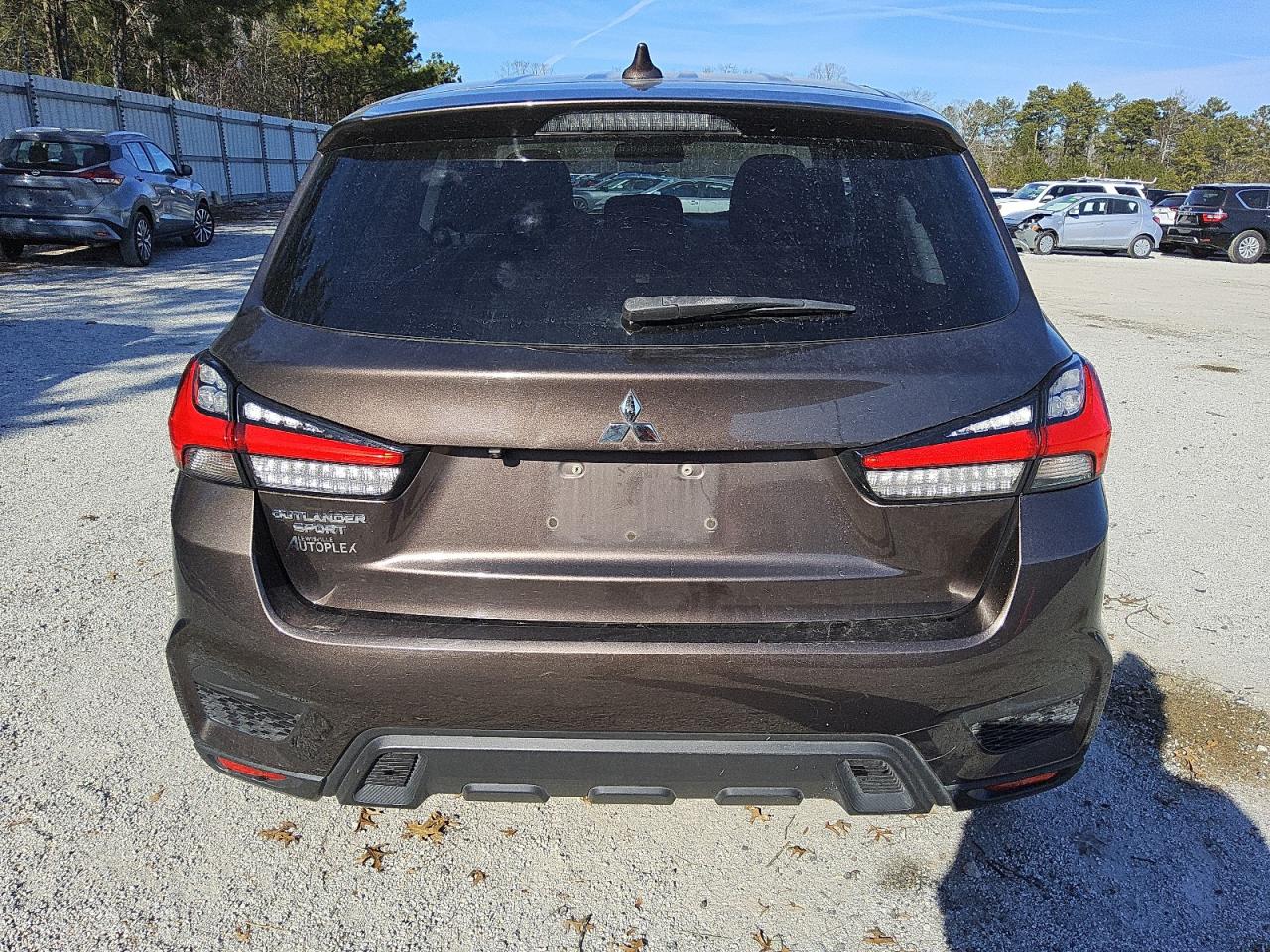 2021 Mitsubishi Outlander - Image 6