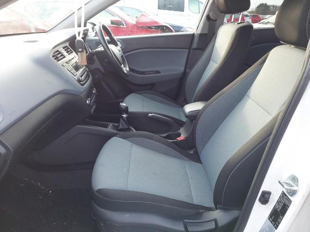 2017 HYUNDAI I20 PREMIU