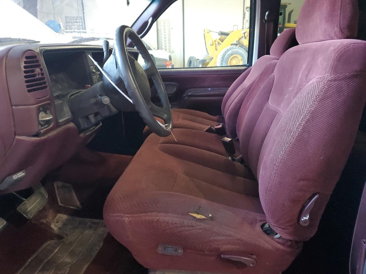 1998 Chevrolet Gmt-400 C1500 VIN: 1GCEC19R6WE120708 Lot: 67854235