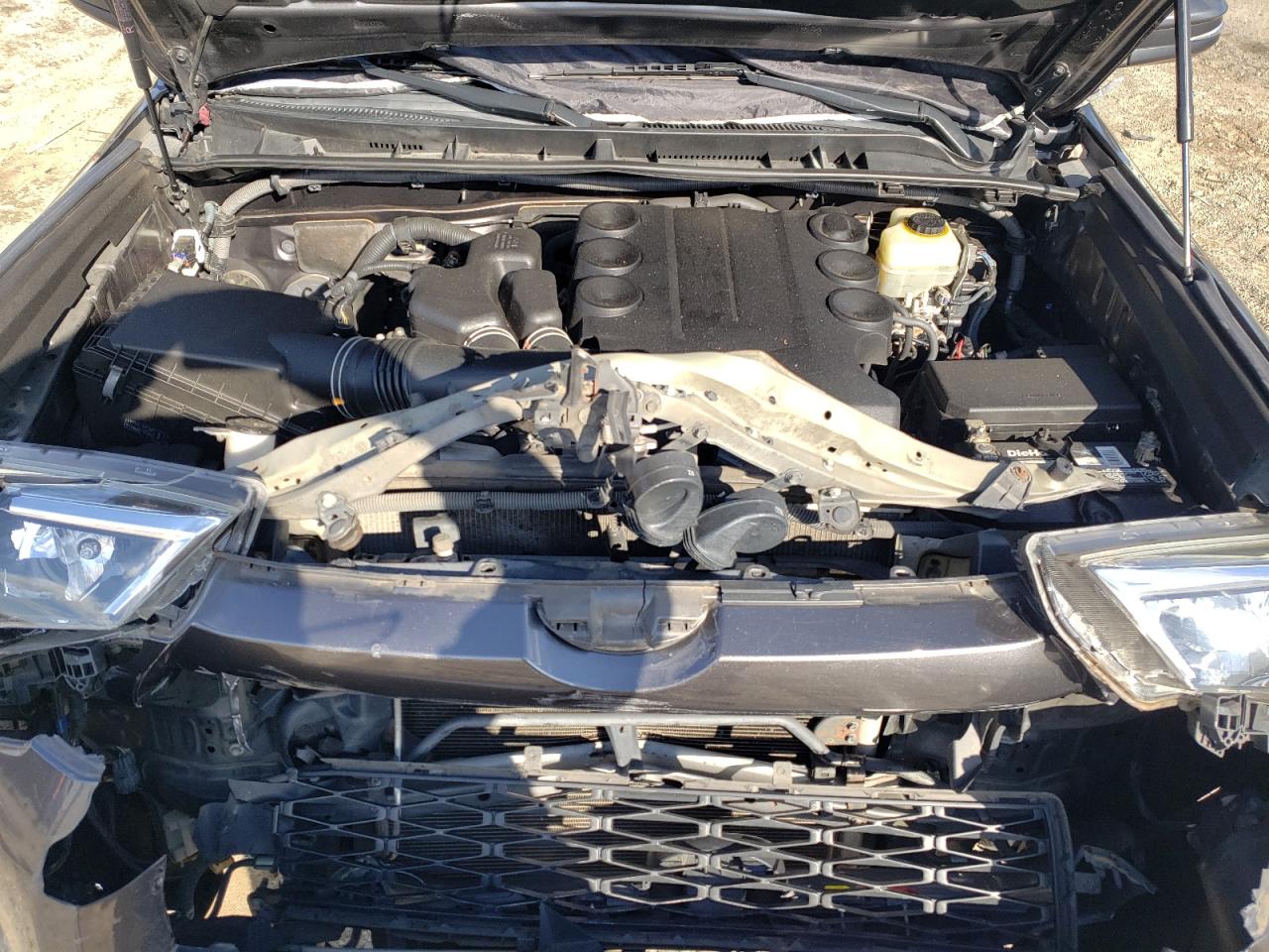 2016 Toyota 4Runner - Image 12