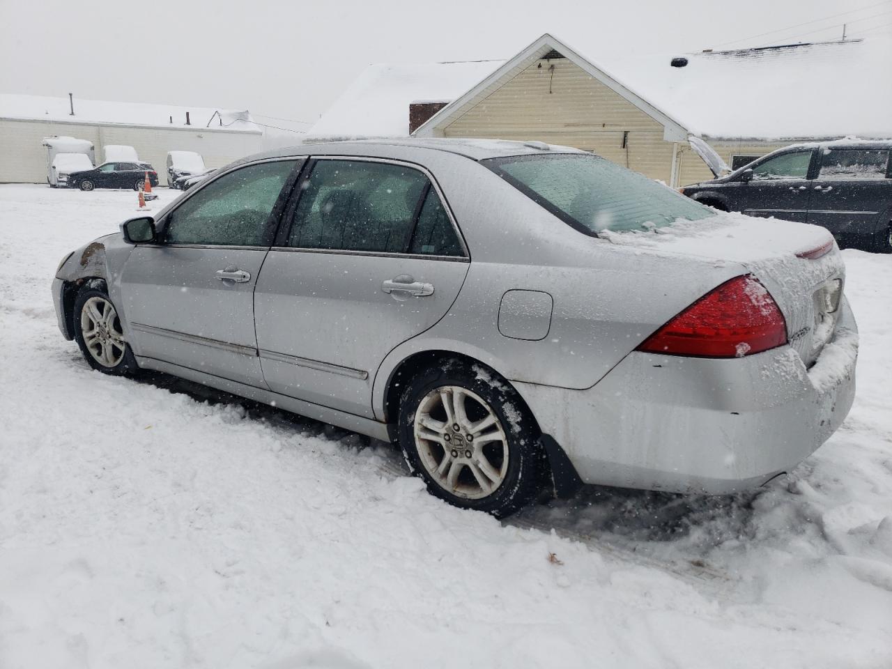 2007 Honda Accord - Image 2