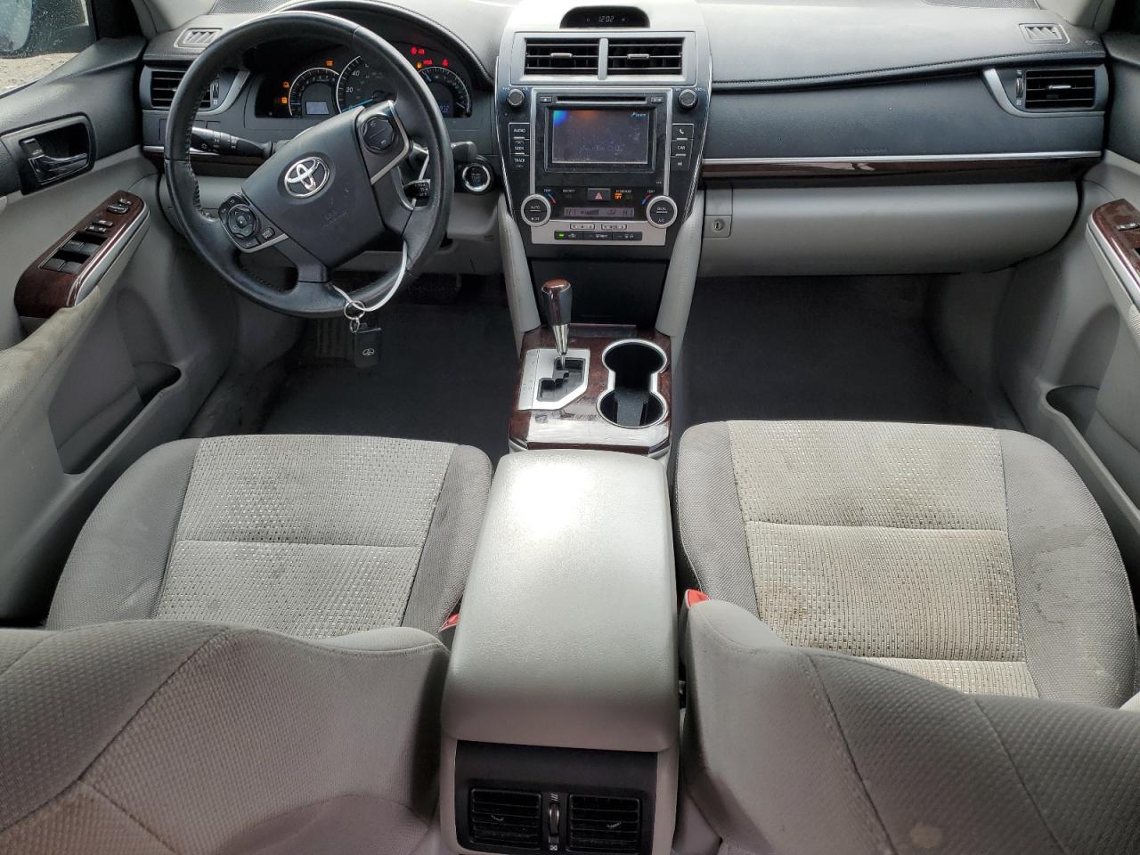 2012 Toyota Camry - Image 8