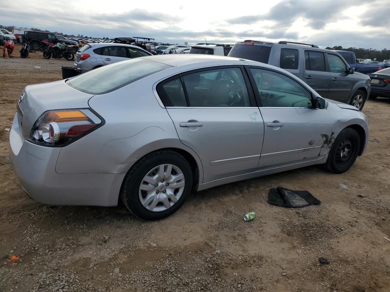 2009 Nissan Altima - Image 3