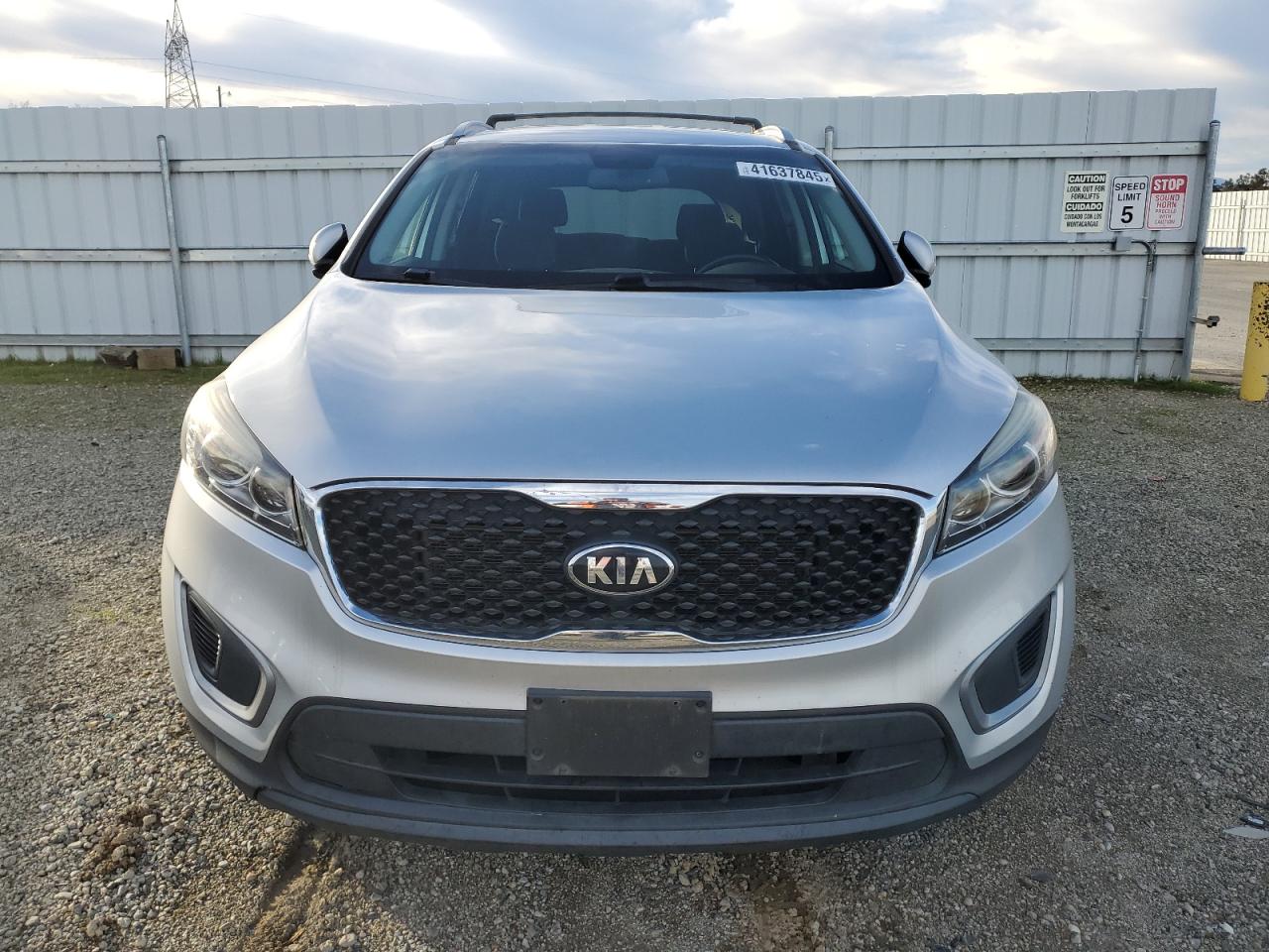 VIN 5XYPGDA36GG047628 2016 KIA SORENTO no.5