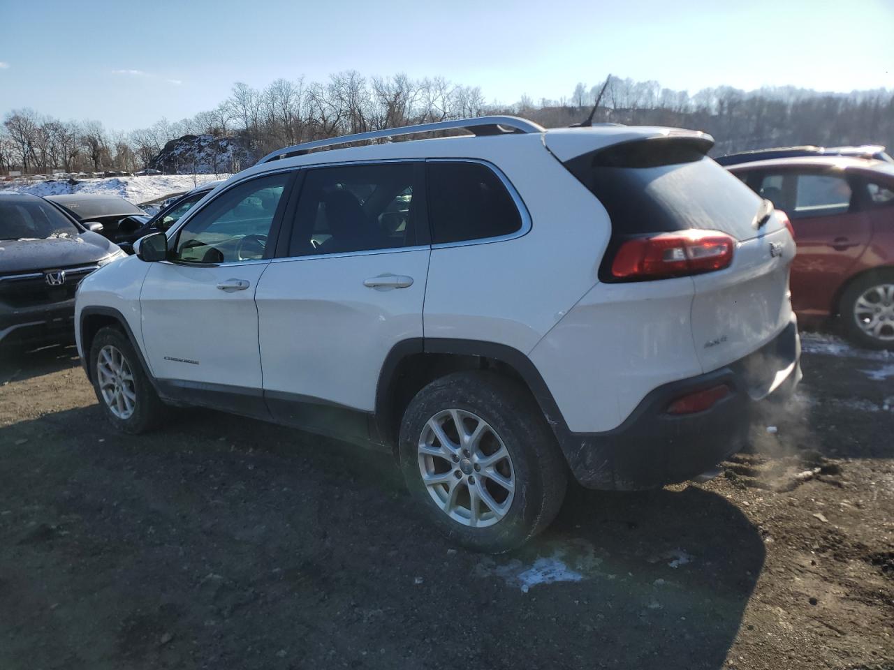 2016 Jeep Grand Cherokee - Image 2