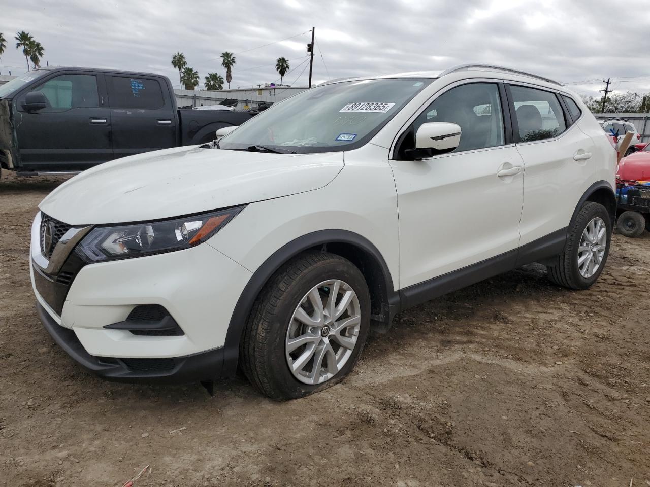 2020 Nissan Rogue - Image 1