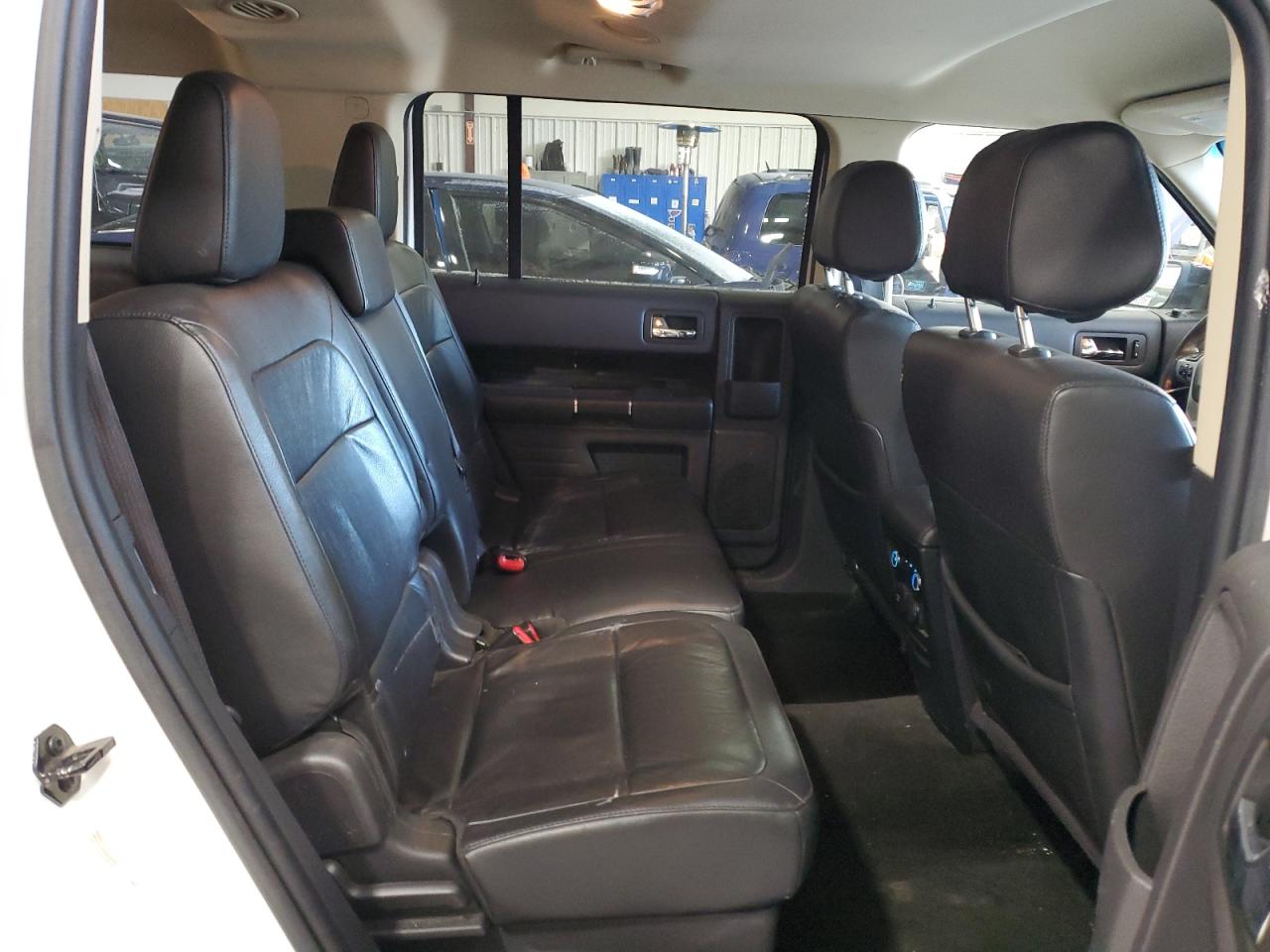 2015 Ford Flex - Image 11