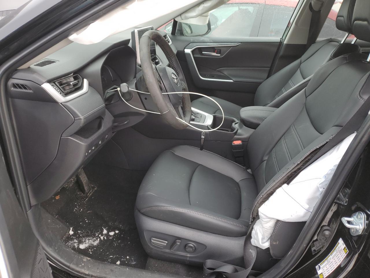2024 Toyota RAV 4 - Image 7