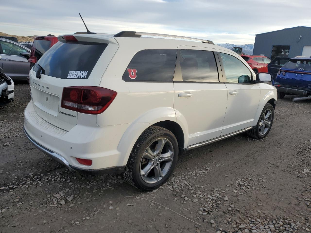 VIN 3C4PDDGG2JT173195 2018 DODGE JOURNEY no.3