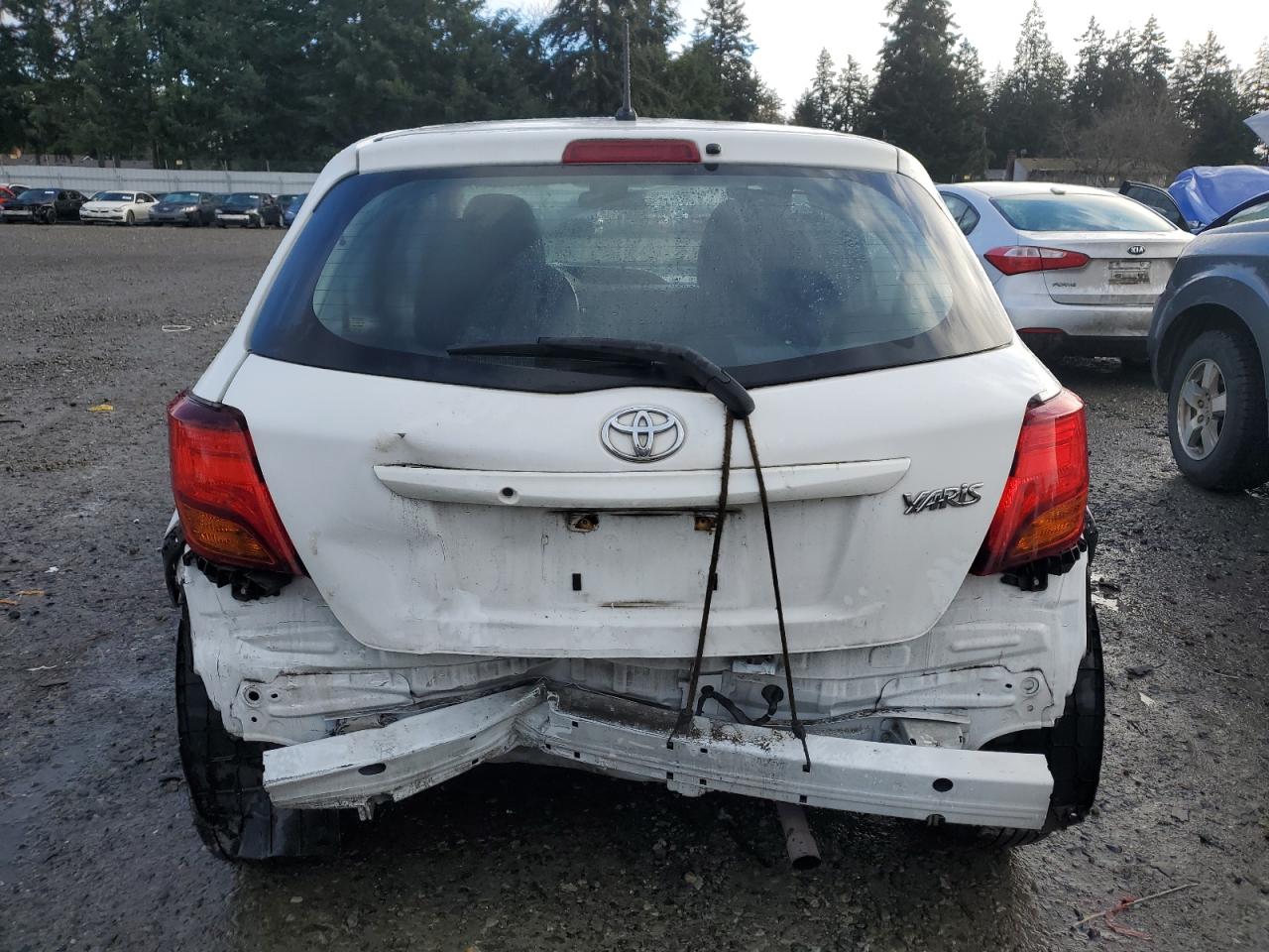 VIN VNKKTUD34HA073798 2017 TOYOTA YARIS no.6