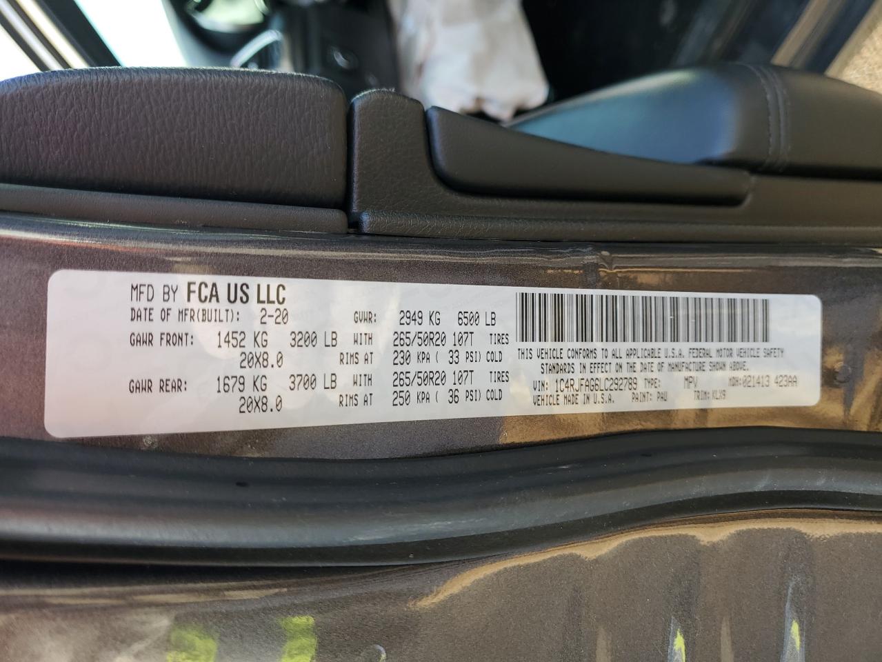 2020 Jeep Grand Cherokee - Image 15