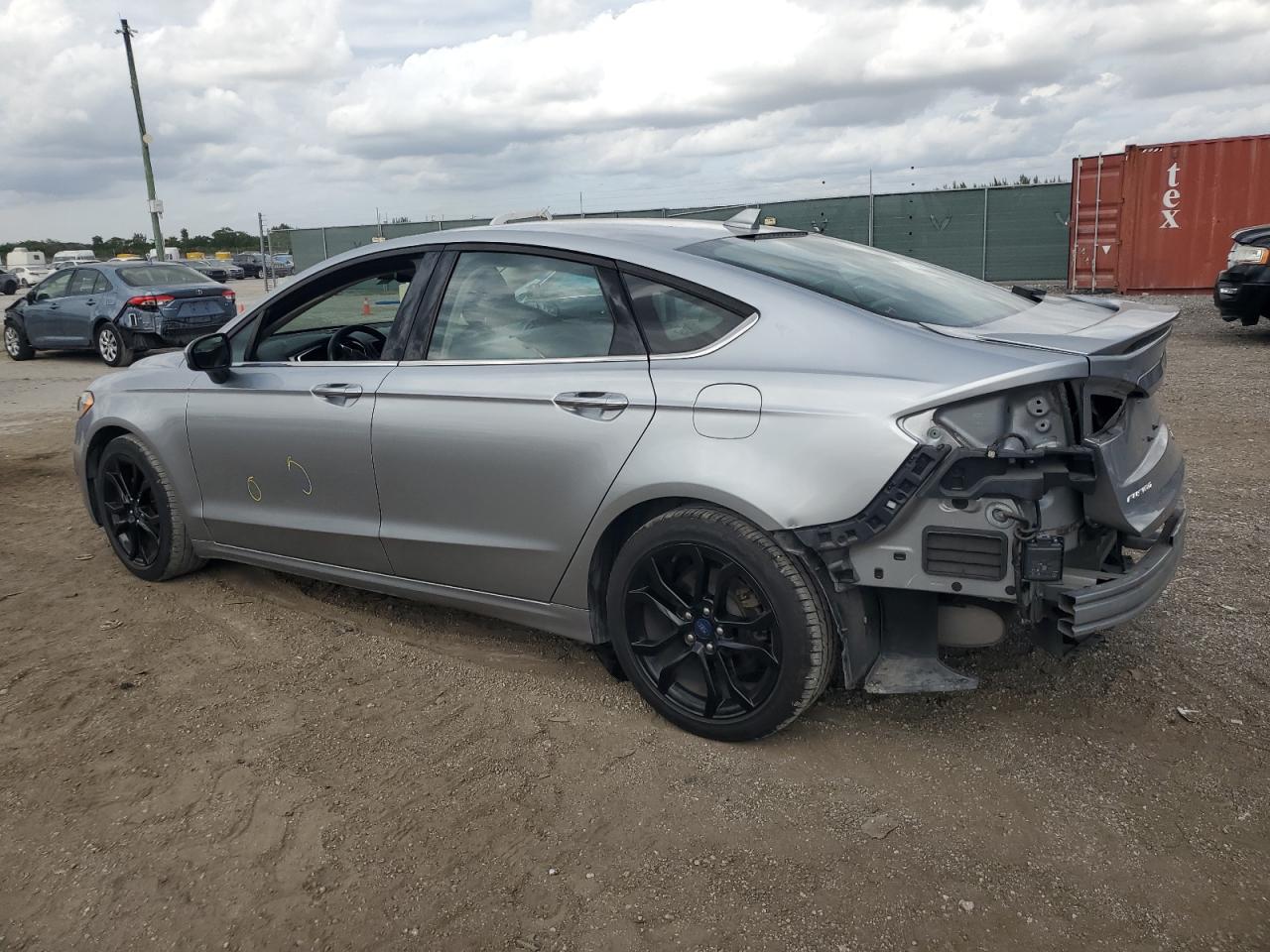 2020 Ford Fusion - Image 2