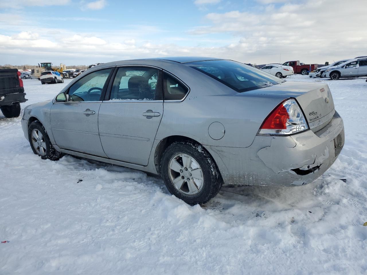 2008 Chevrolet Impala - Image 2