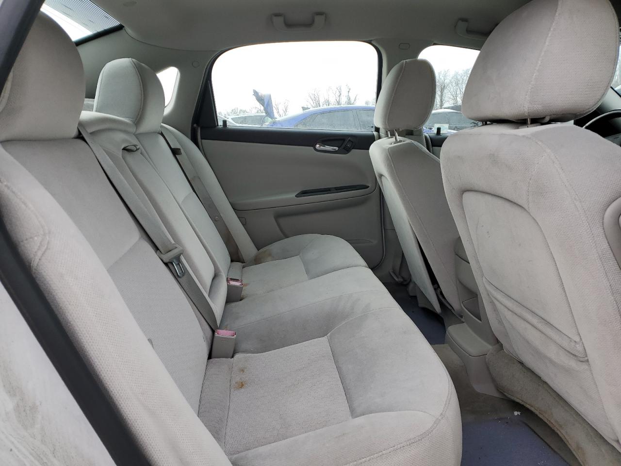 2012 Chevrolet Impala - Image 10