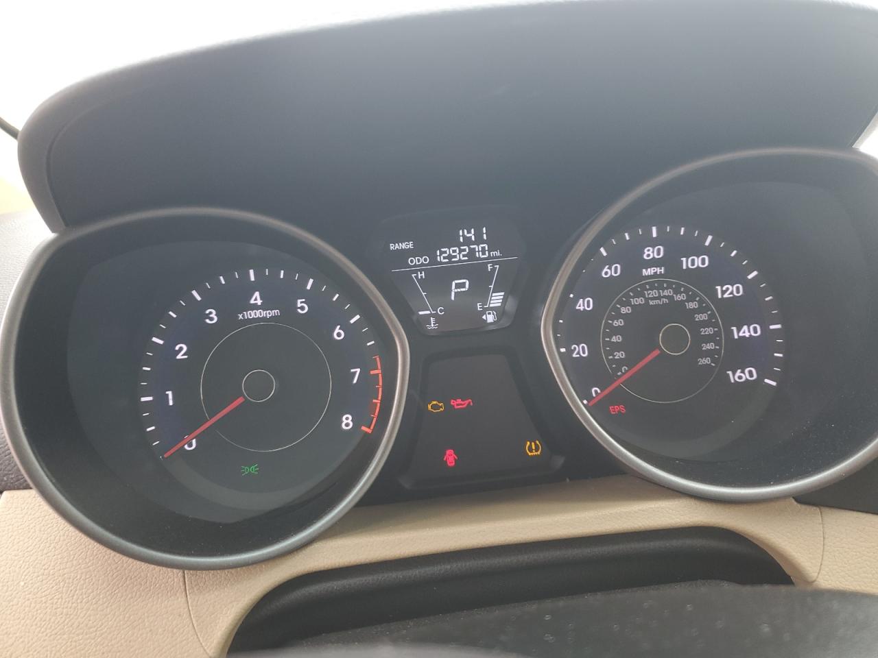2013 Hyundai Elantra - Image 9