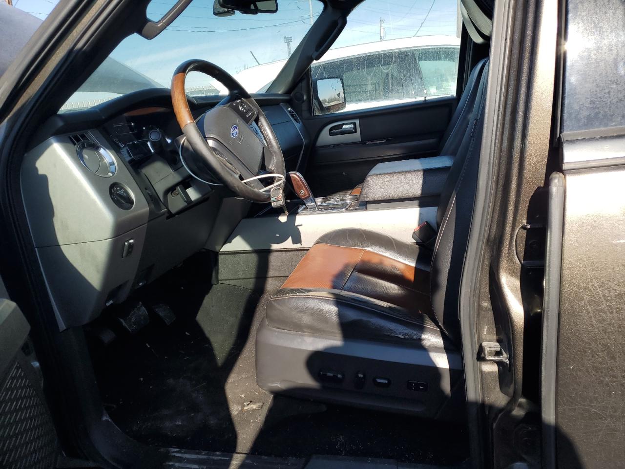 2008 Ford Expedition - Image 7