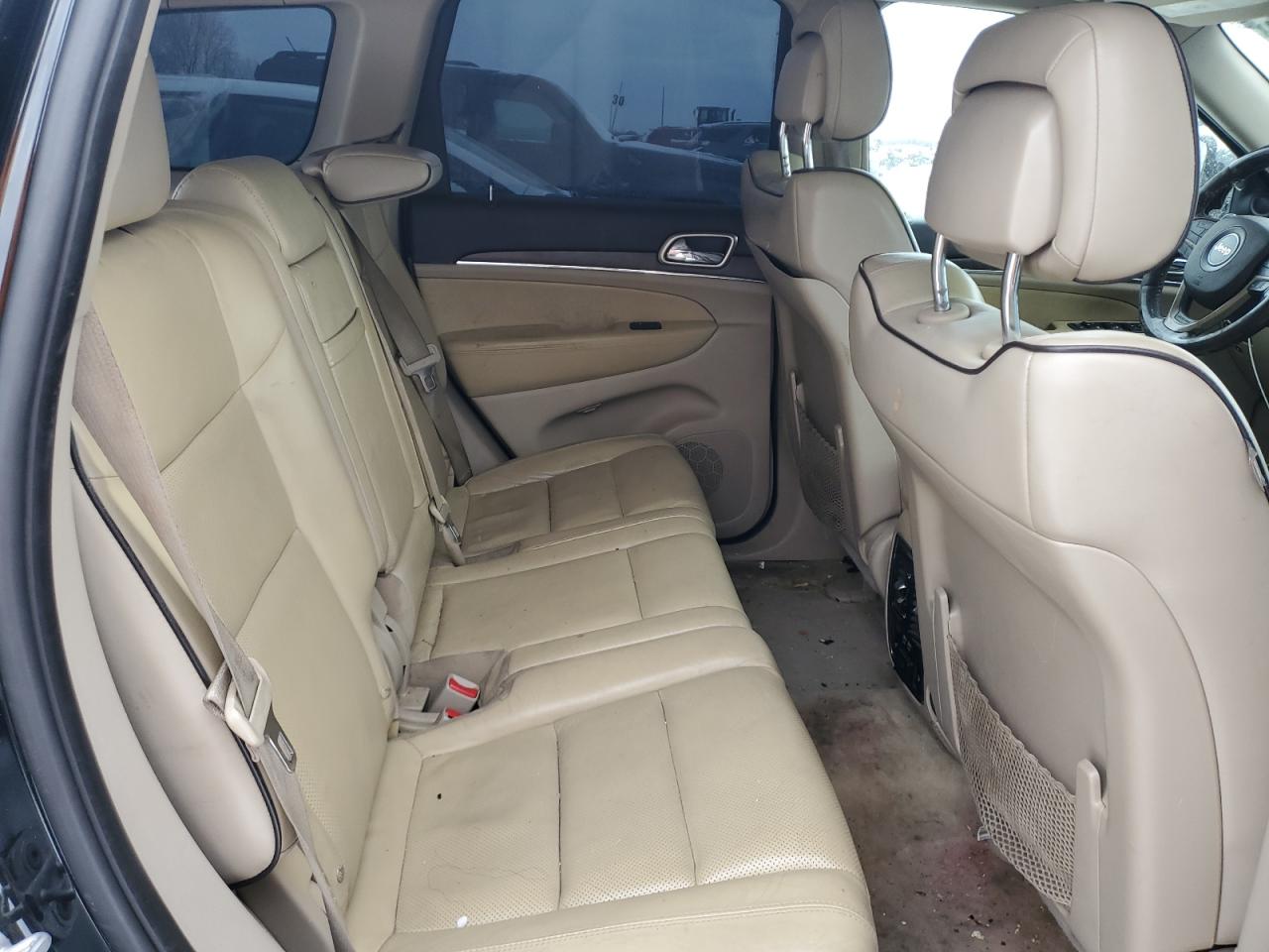 2014 Jeep Grand Cherokee - Image 11