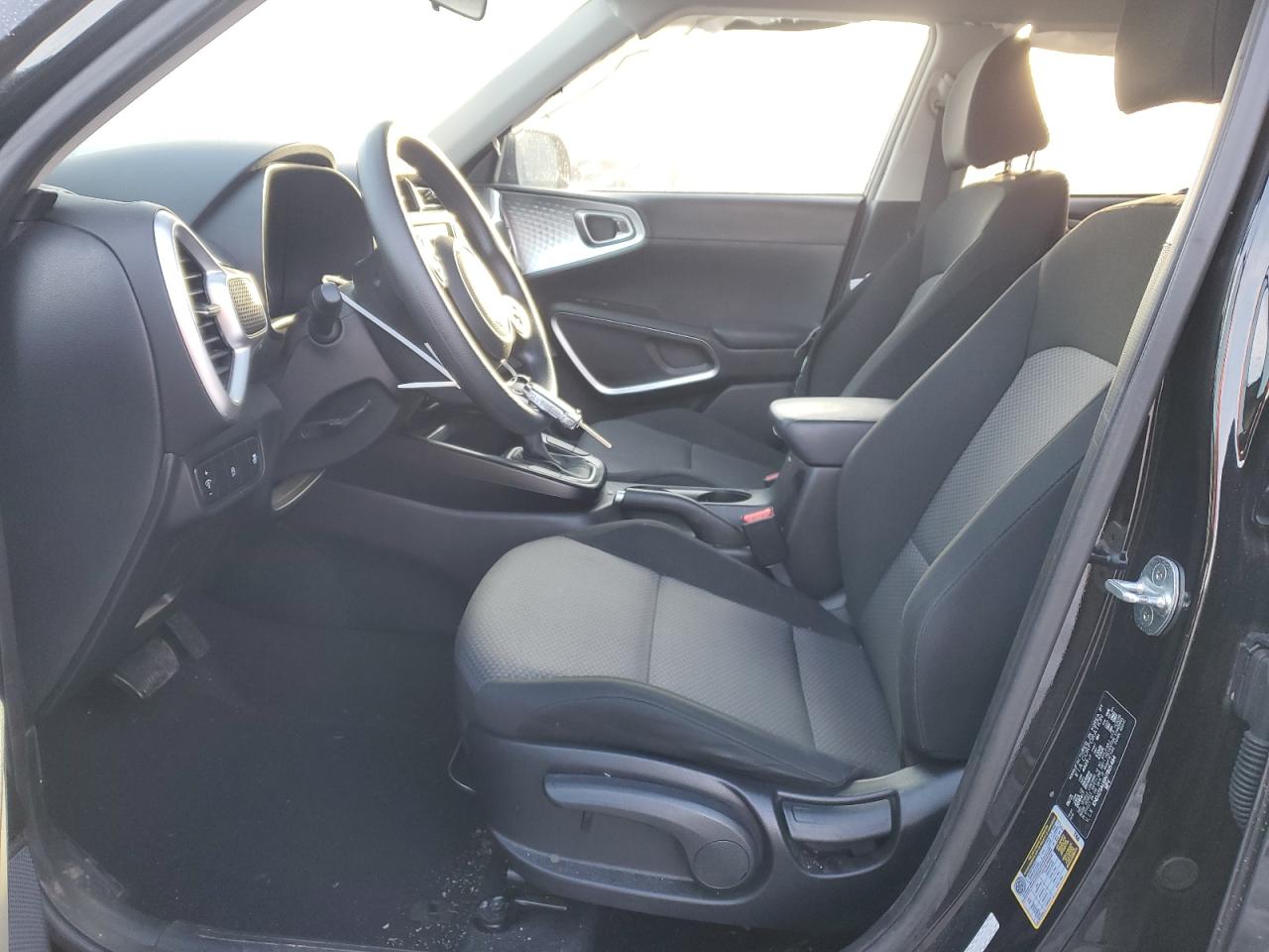 2022 Kia Soul - Image 7