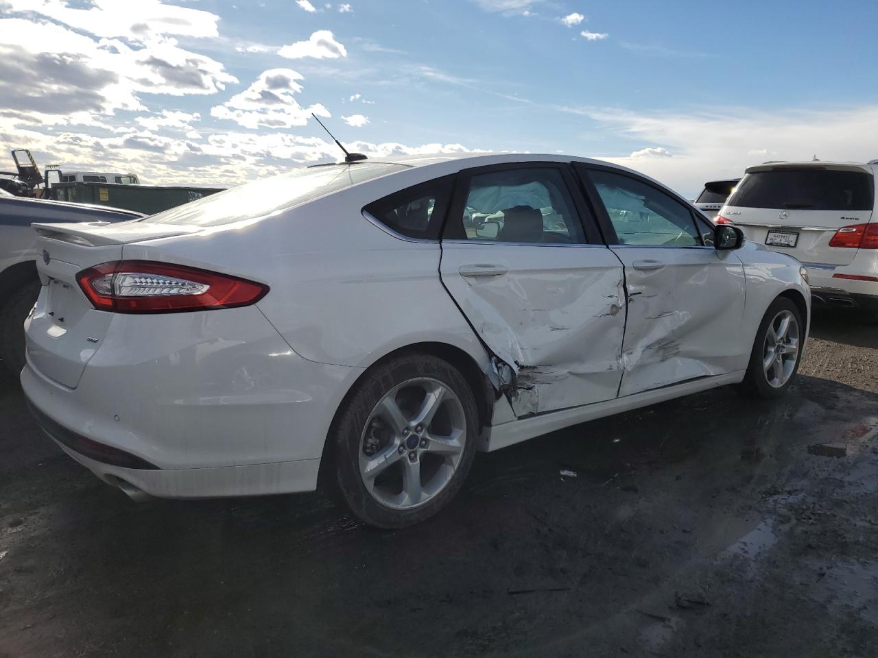 2016 Ford Fusion - Image 3
