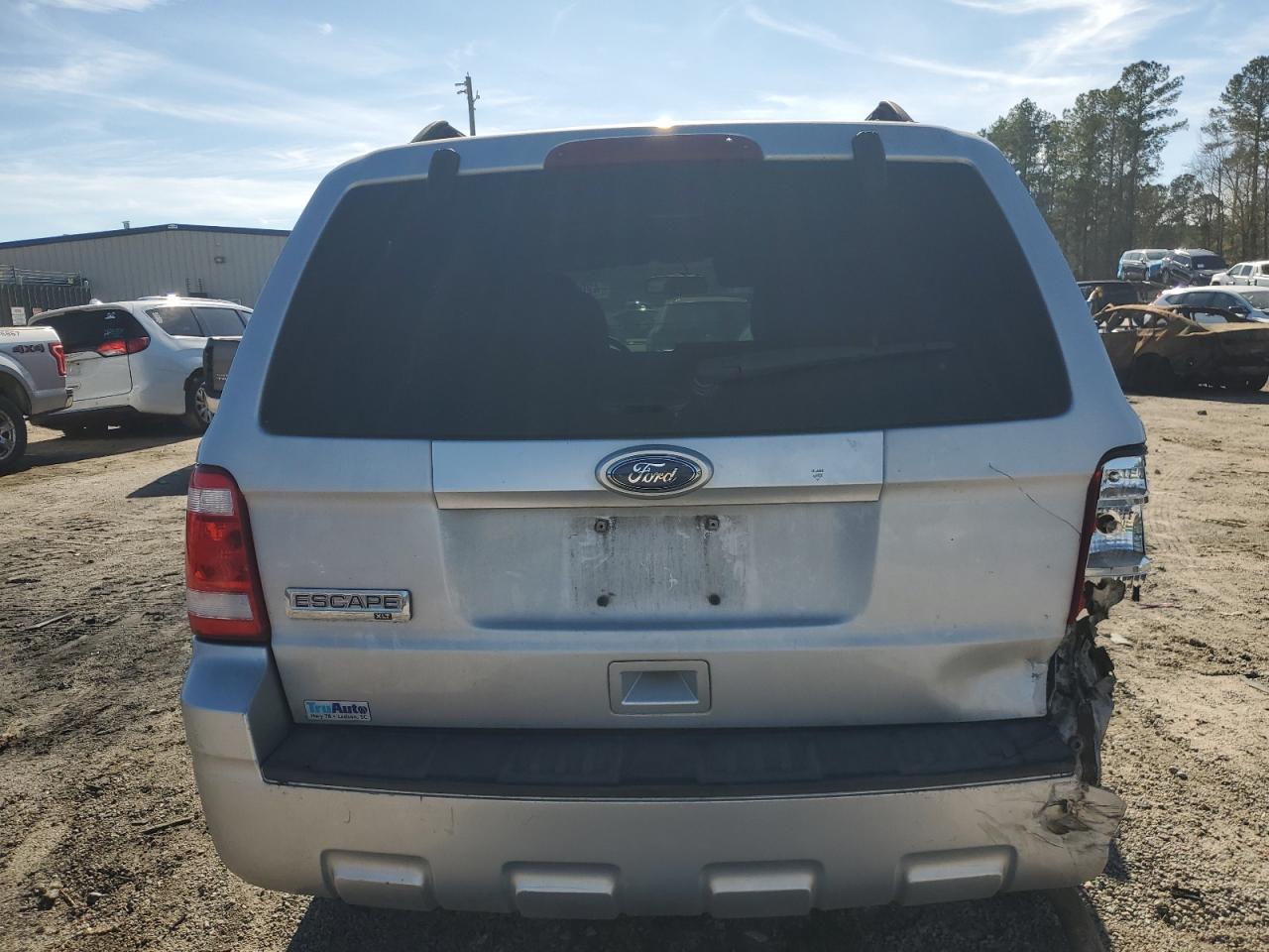 2011 Ford Escape - Image 6