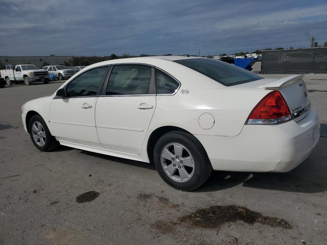 2009 Chevrolet Impala - Image 2