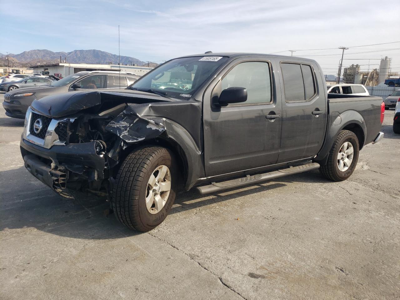 2013 Nissan Navara (Frontier) - Image 1
