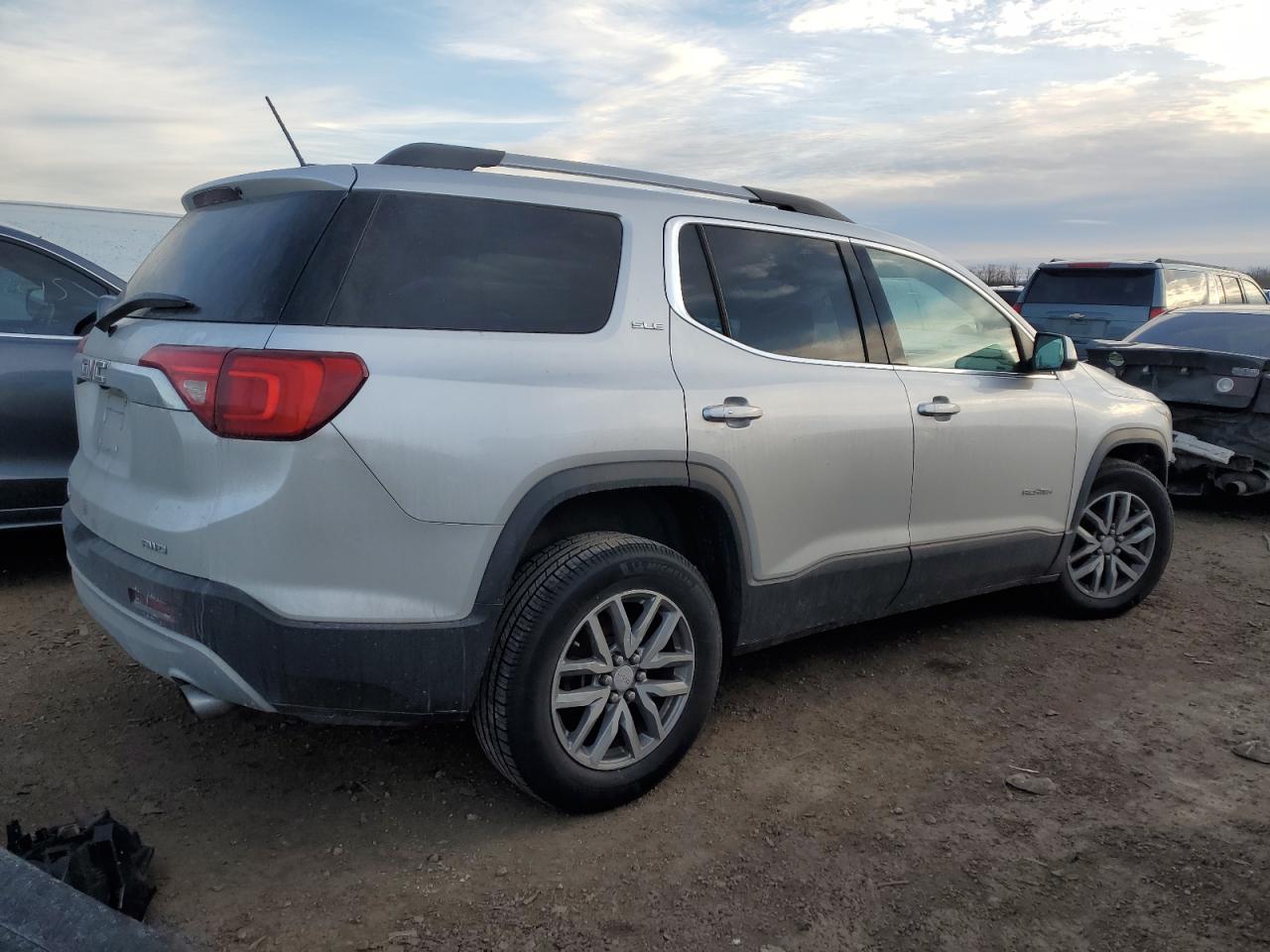 2017 GMC Acadia - Image 3