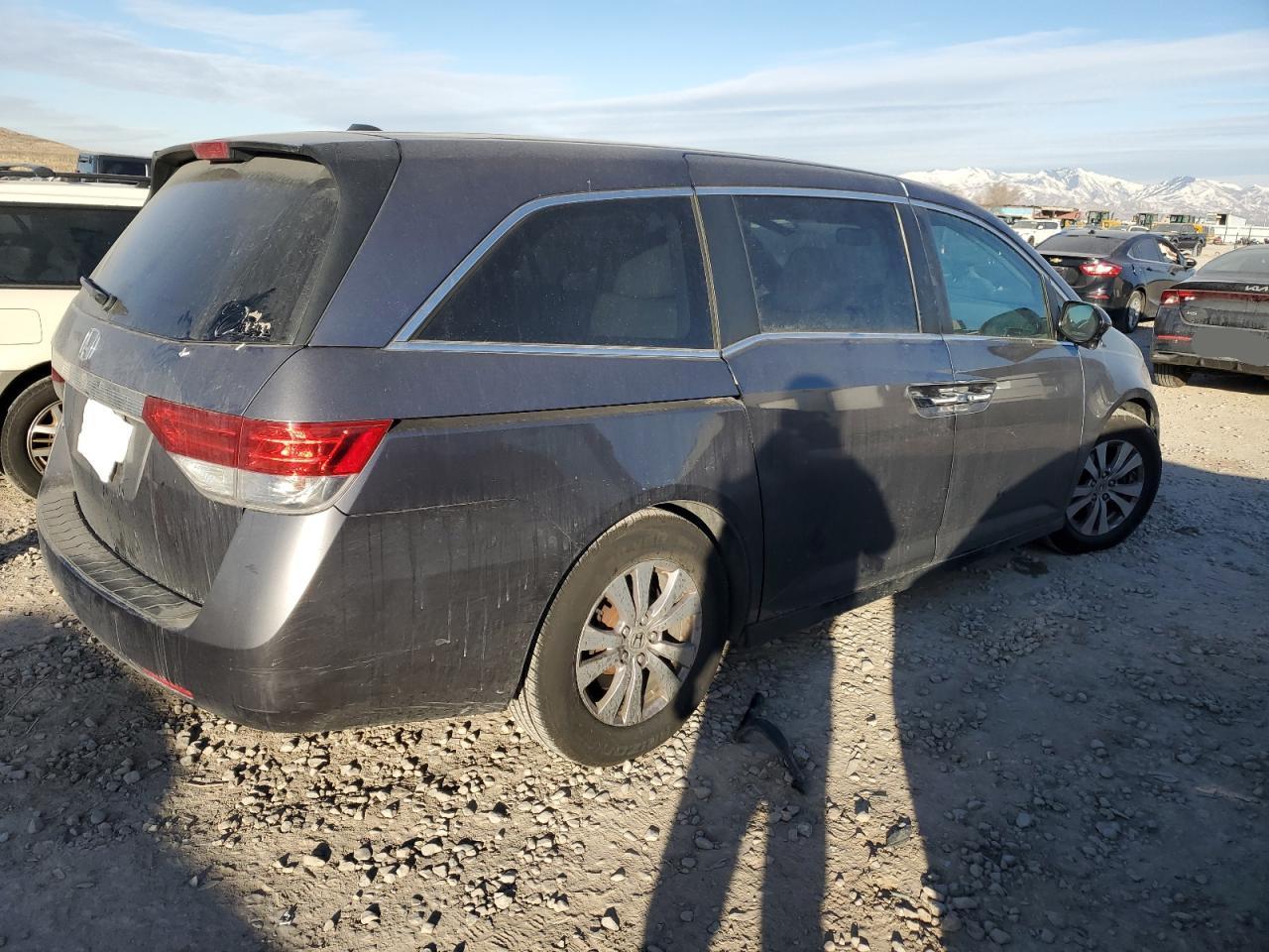2014 Honda Odyssey - Image 3