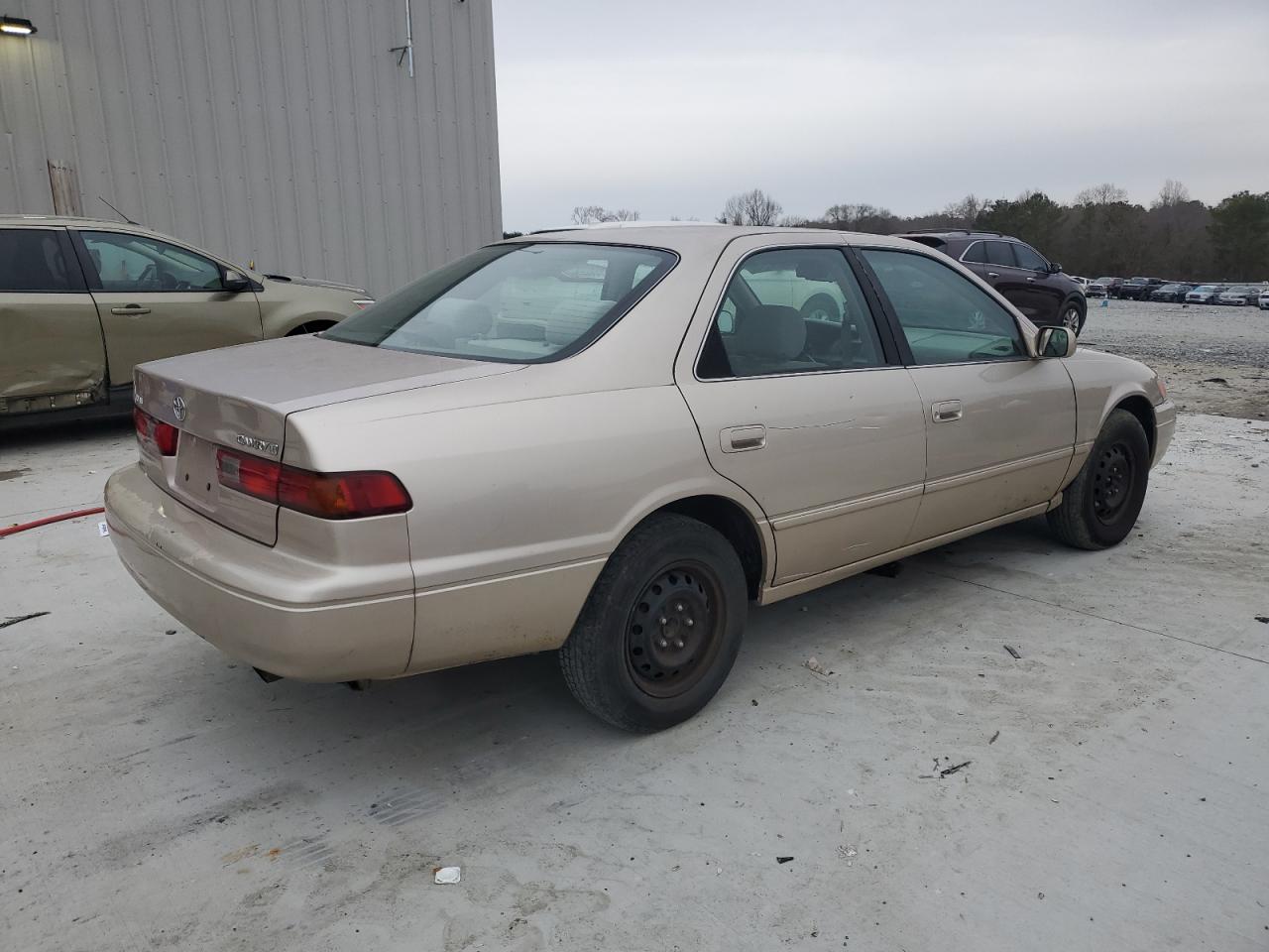 1999 Toyota Camry - Image 3