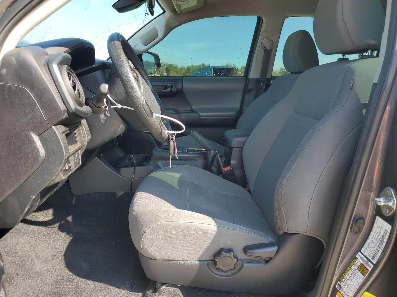 2018 Toyota Tacoma - Image 7