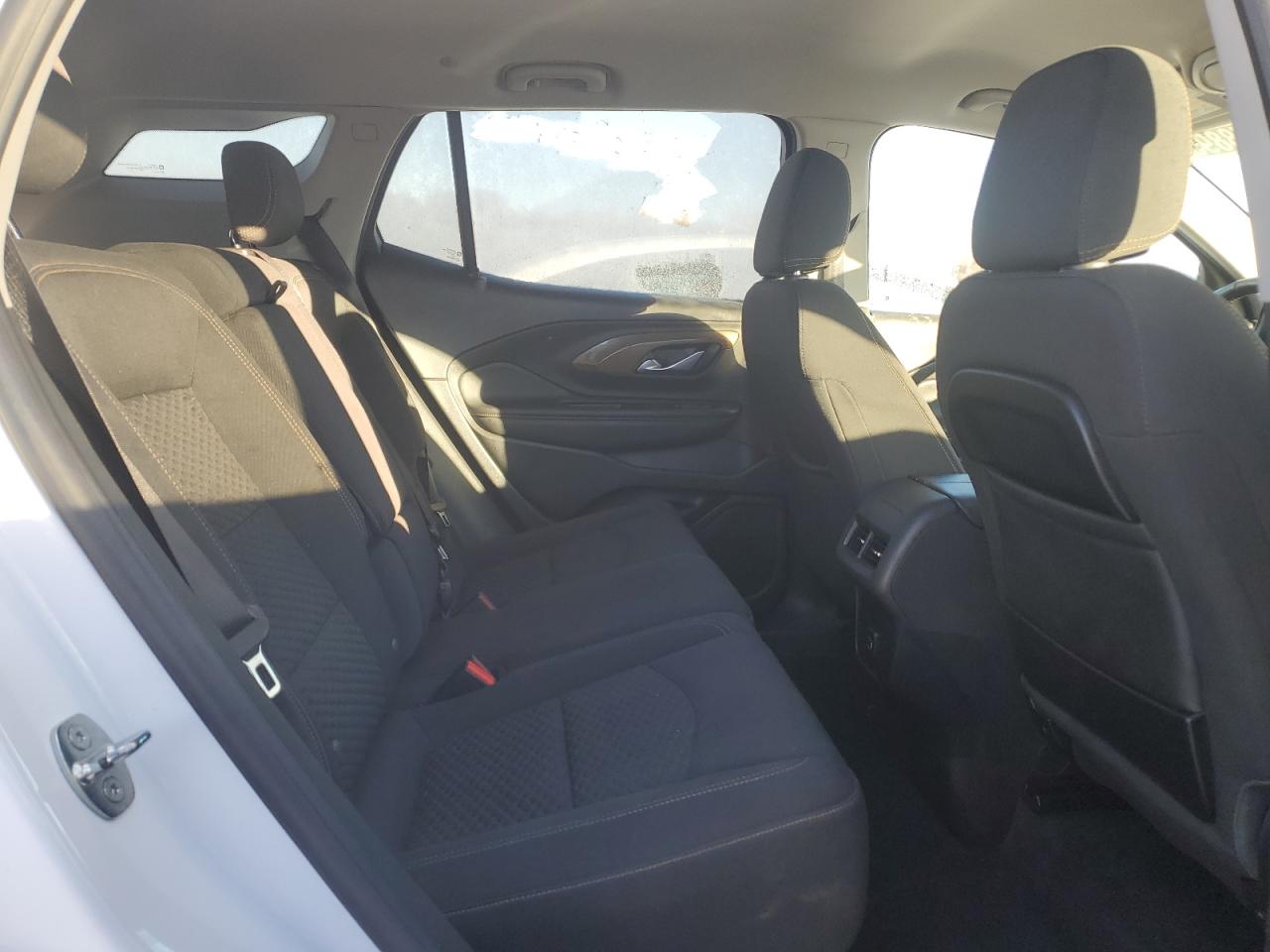 2020 GMC Terrain - Image 10