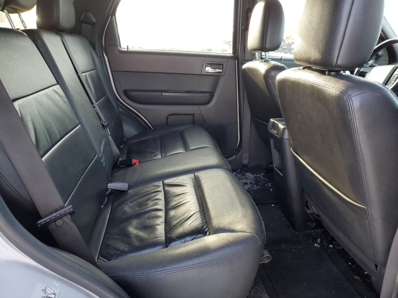 2012 Ford Escape - Image 11