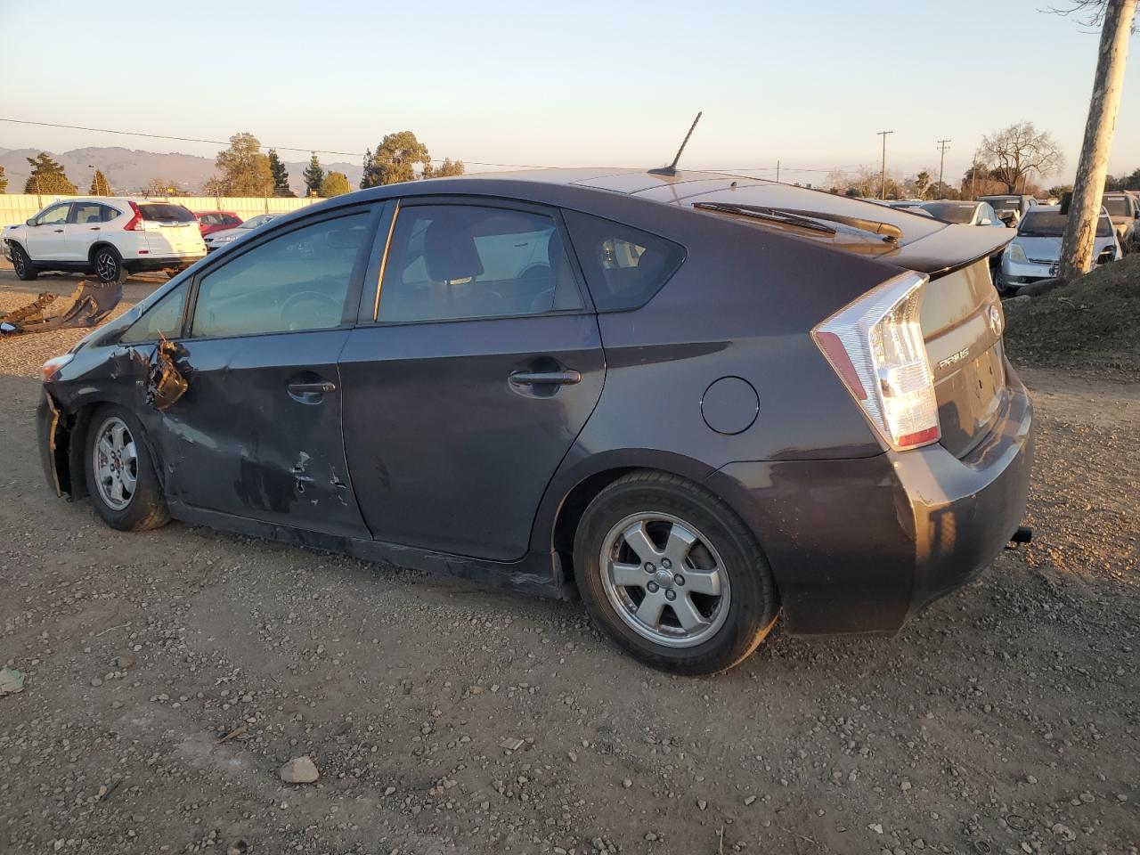 2010 Toyota Prius - Image 2