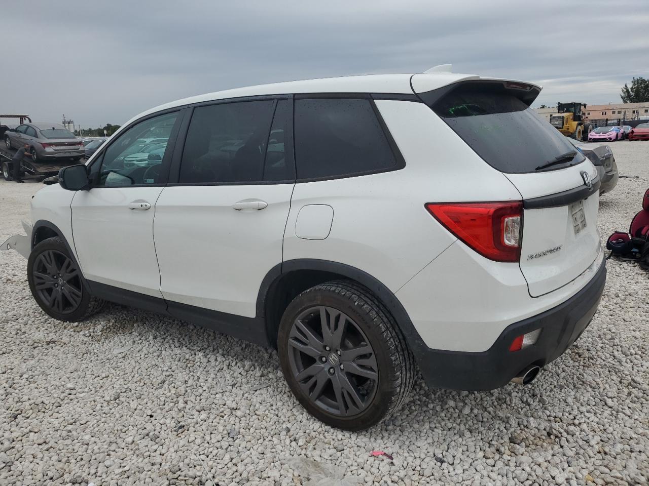 2021 Honda Passport - Image 2