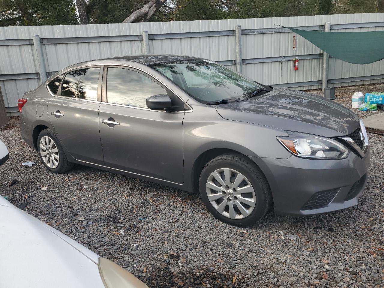 2017 Nissan Sentra - Image 4