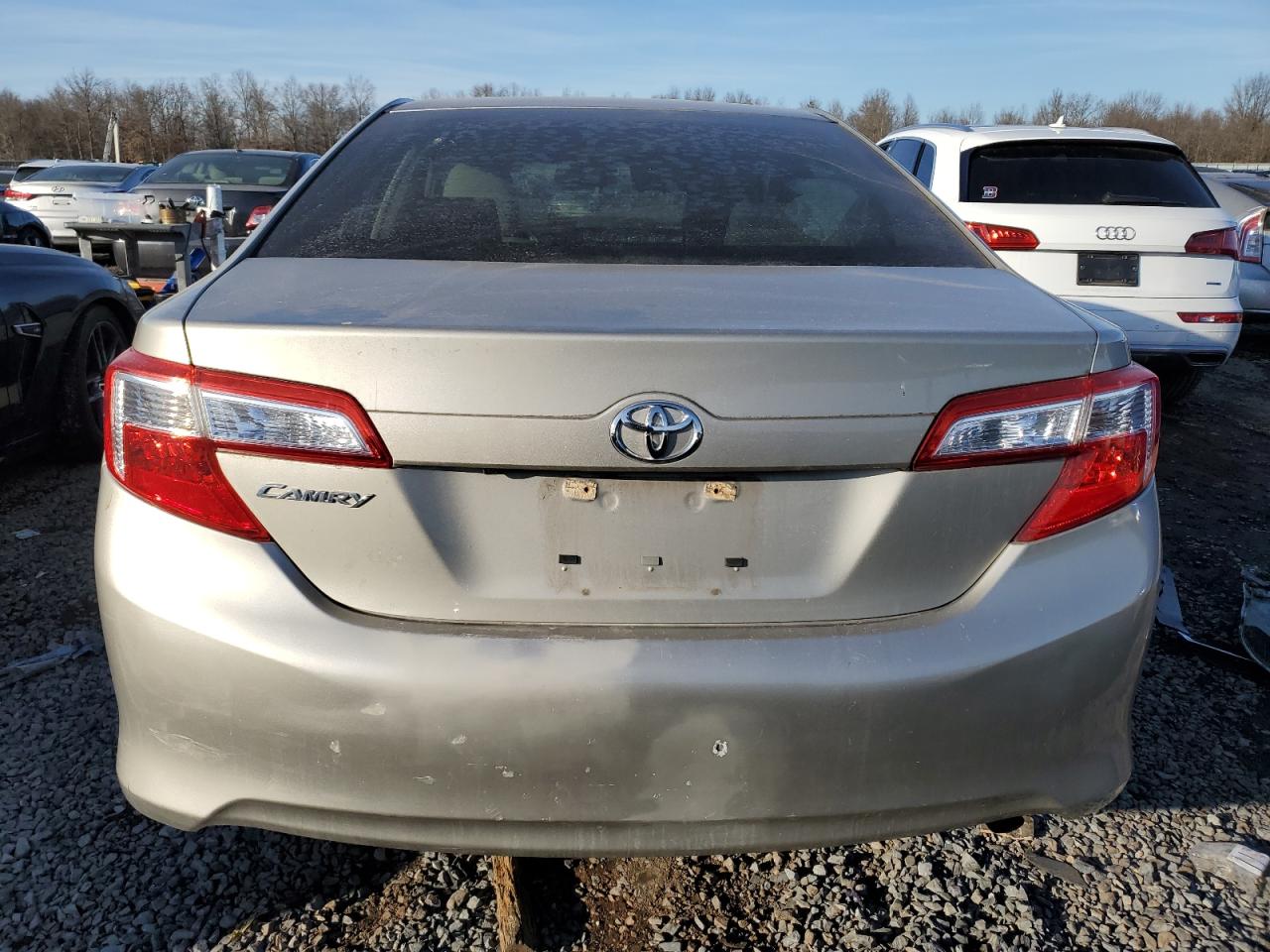 2014 Toyota Camry - Image 6