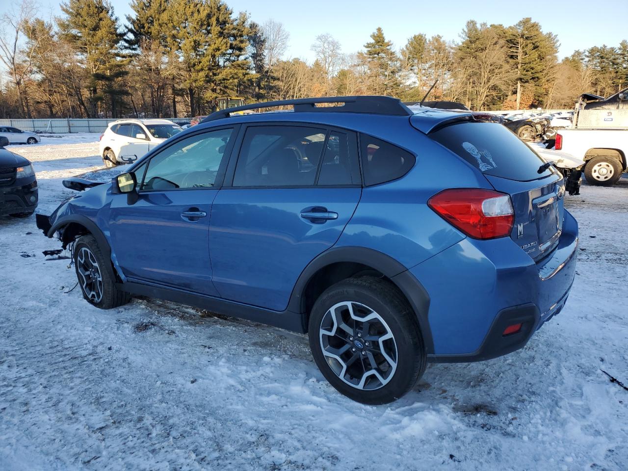 2017 Subaru XV - Image 2