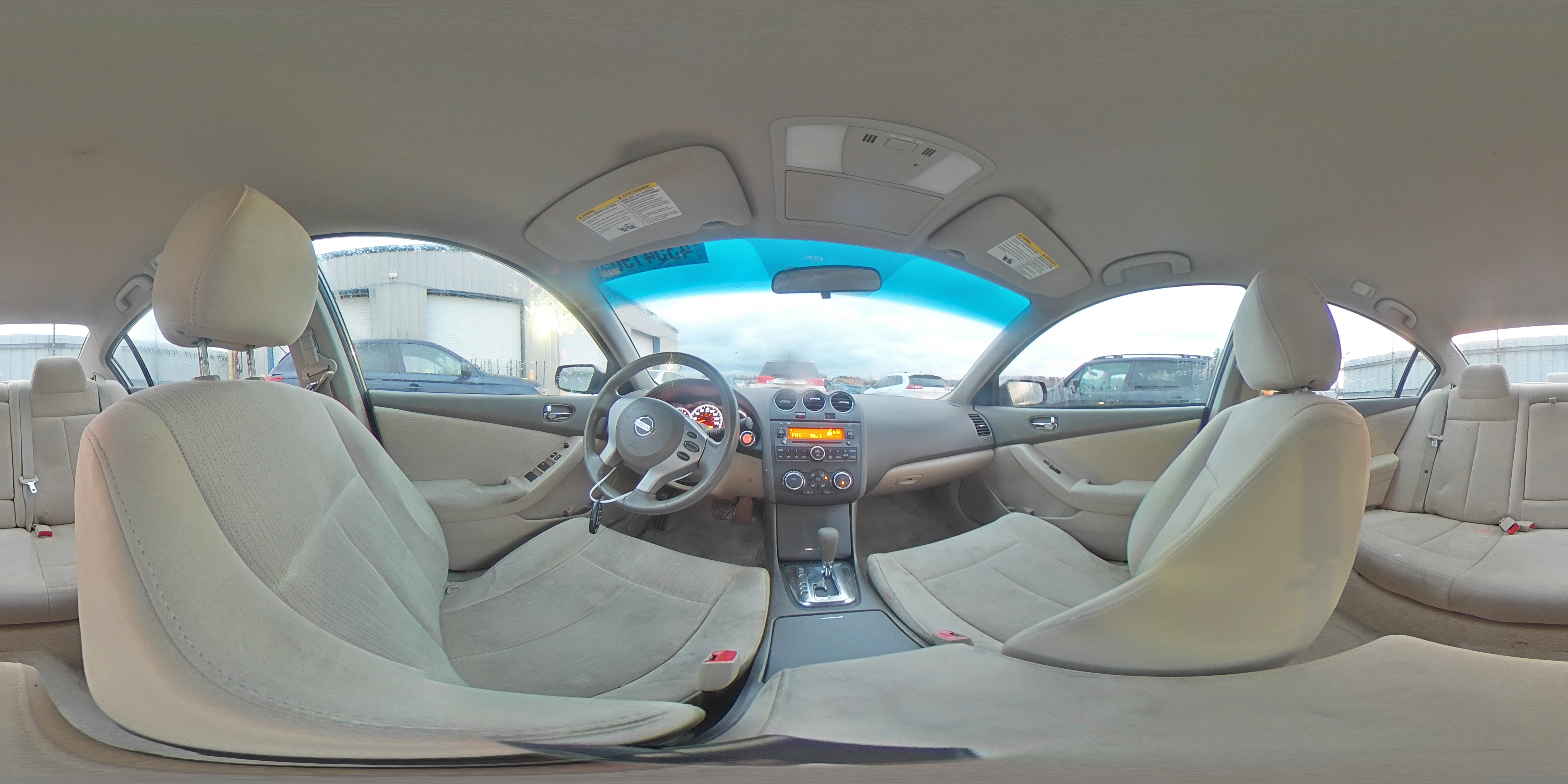 2012 Nissan Altima - Image 14